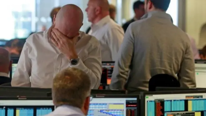 Sterlin borsada kayıp yaşadı