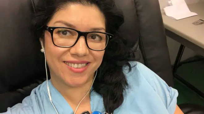 Шаҳноза Нуруллаева саккиз йилдирки Британияда шифокор бўлиб ишлайди.