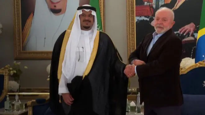 Lula com príncipe herdeiro saudita Muhammaed Bin Salman 