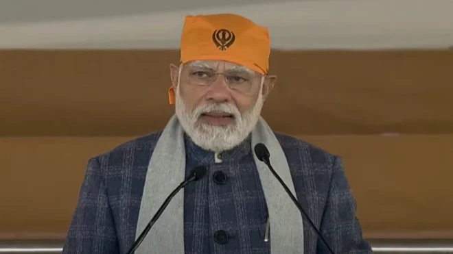 नरेंद्र मोदी