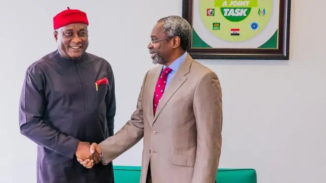 Chairman of Airpeace Allen Onyema and Speaker of di House of Representatives Femi Gbajabiamila