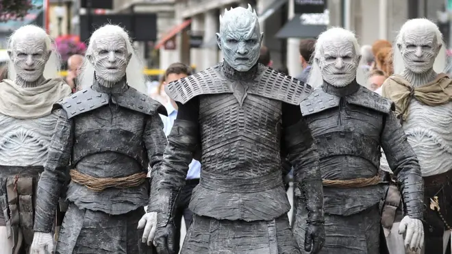 Vajtvokeri šetaju kroz London 2017. godine, u okviru promocije nove sezone serije