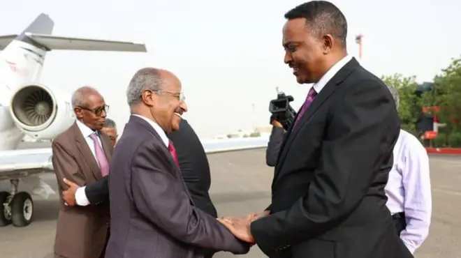 ኤርትራው የውጭ ጉዳይ ሚኒስትር ከኢጋድ ዋና ፀሐፊ ጋር