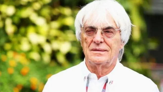 一級方程式賽車前老闆埃克萊斯頓以89歲高齡再次做爸爸，喜迎長子的出生。