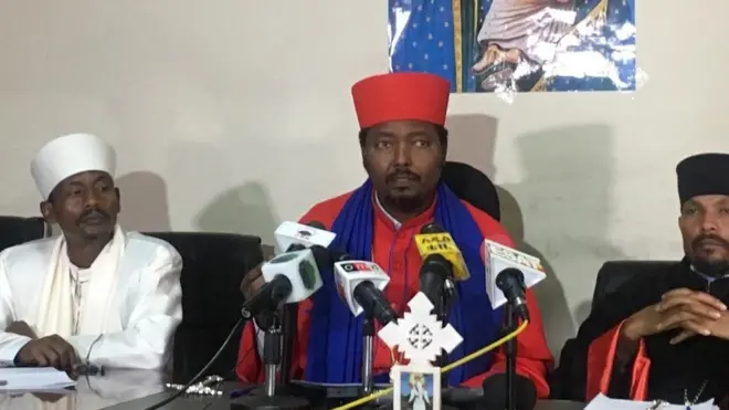 ቀሲስ በላይ መኮንን