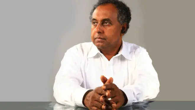 රටේ ජාතික ආරක්ෂාව පිළිබඳව වුවද කටයුතු කළ යුත්තේ නීතියට අනුකුලව බව ඔහු අවධාරණය කරයි.