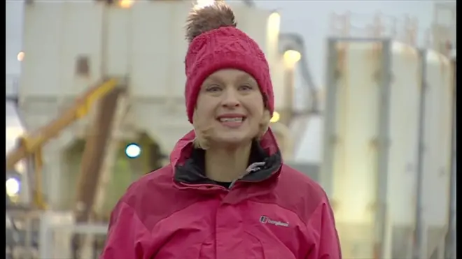 北欧の島国アイスランドは、火山が多い特徴を活用した地熱発電の先進的な取り組みで知られる。同じ火山国の日本にとっても参考になりそうだ。