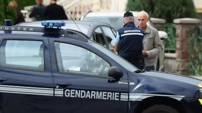 По словам представителя префектуры, стрельба могла быть связана с криминалом