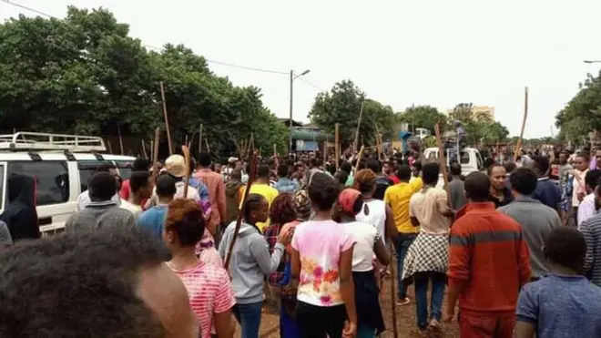 Walitti bu'iinsa Asoosaatti dhalateen lubbuun namaa darbe