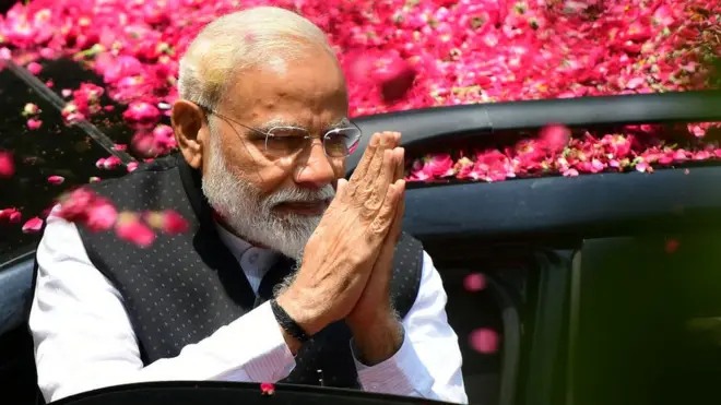 नरेंद्र मोदी