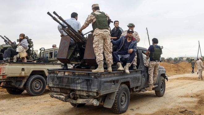 قوات حكومة الوفاق لاتزال تخوض معارك مع قوات حفتر
