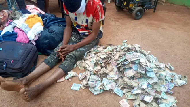 Afurasi to ji owo ni sọọsi