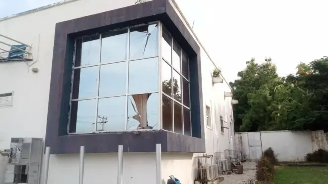 Di bank afta dem rob am