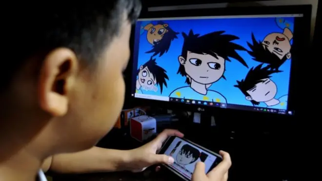 Seorang siswa membuat video animasi edukasi yang dipelajarinya secara otodidak di Youtube untuk mengisi waktu luang saat belajar dari rumah.