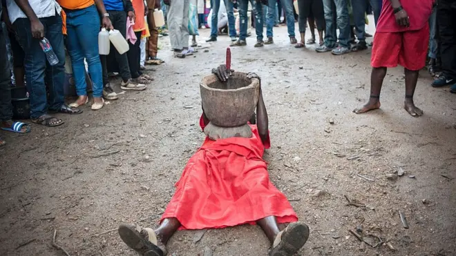 Pipo don dey joli Osun-Oshogbo Festival since before 1950s even UNESCO wey be United Nations office on top culture mata don make am heritage site.