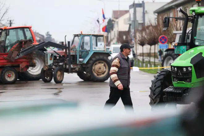 protest poljoprivrednika, traktorska blokada puteva u srbiji
