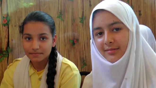 ईशा और सादिया पक्की दोस्त हैं