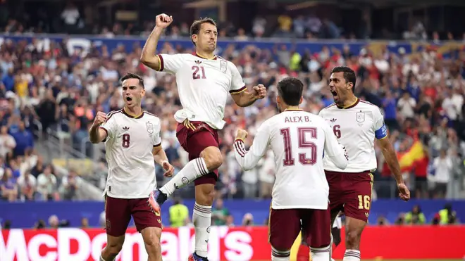 Espanha faz 1x0 contra França na semifinal da Copa