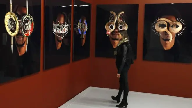 Saayruus Kaabiruu, nama wagga 32 lammi Keenyaa artistii kalaqaan beekama bara 2016 jedhame mogafameedha.