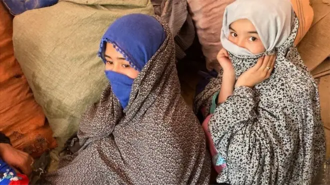 అఫ్గానిస్తాన్ నుంచి చమన్‌కి వస్తున్న ప్రజల సంఖ్య రోజురోజుకూ పెరిగిపోతోంది.