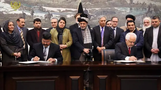 د برېښنا دغه تړونونه د ولسمشر محمد اشرف غني په حضور کې لاسلیک شول