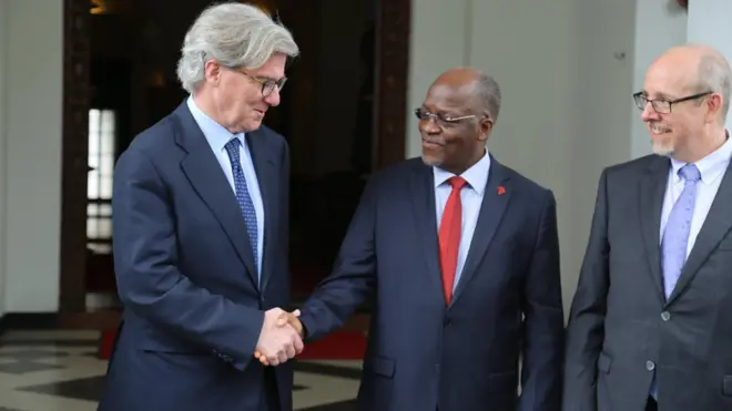 Rais Magufuli amesema pamoja na kukubali kulipa fedha zinazodaiwa Prof. Thornton amekubali kushirikiana na Tanzania kujenga mtambo wa kuchenjulia dhahabu nchini humo.