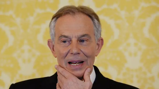 بلر وجود اشتباهات در اطلاعات مربوط به جنگ عراق اعتراف کرده اما سرنگونی رژیم وقت عراق را لازم دانسته است