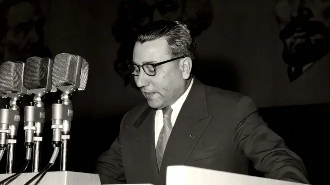 Aleksandar Ranković podnosi referat na Sedmom Kongresu SKJ, Ljubljana, 23.04.1958.