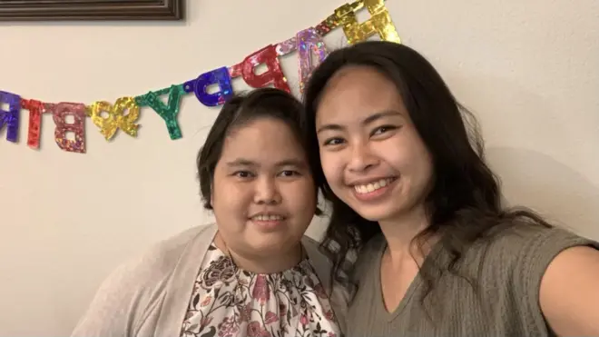 أليانا ووالدتها