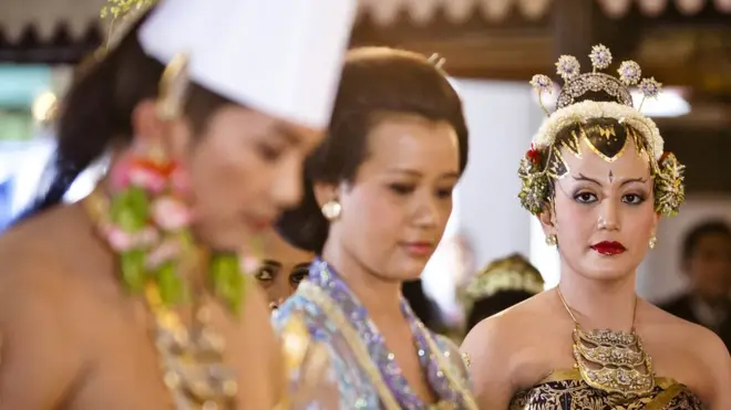 'I am very lucky to have parents that never said that is not a women's job.'