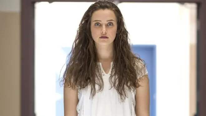 Algunos expertos en la prevención del suicidio alertan del posible efecto contagio de la serie.