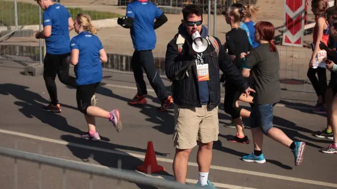 Данас организује трке у Москви