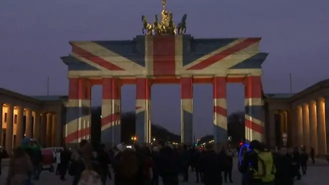 британський прапор у Берліні
