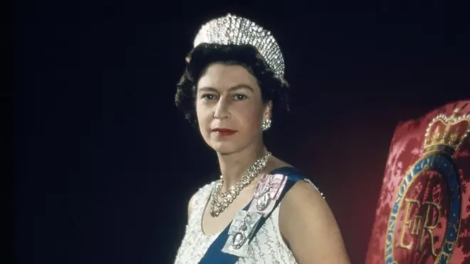 Rainha Elizabeth 2ª fotografada por Yousuf Karsh em 1966