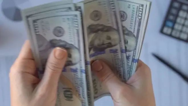 বাংলাদেশে ডলারের ব্যবহার