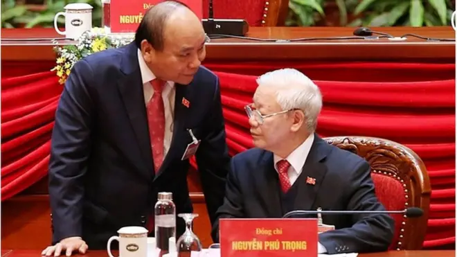 Tổng bí thư Nguyễn Phú Trọng vừa ra mắt sách "Kiên quyết, kiên trì đấu tranh phòng chống tham nhũng, tiêu cực, góp phần xây dựng Đảng và Nhà nước ta ngày càng trong sạch, vững mạnh".