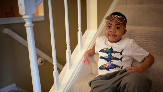 Primeiro menino a receber transplante duplobetfair da para ganhar dinheiromãos comemora poder jogar beisebol