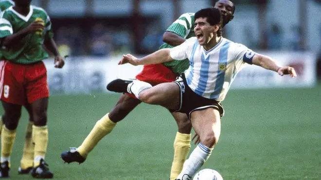 Maradona perdió los dos partidos inaugurales que disputó, en España y en Italia.