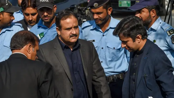 عمران خان کو وزیرِ اعلیٰ پنجاب عثمان بزدار پر مکمل اعتماد ہے