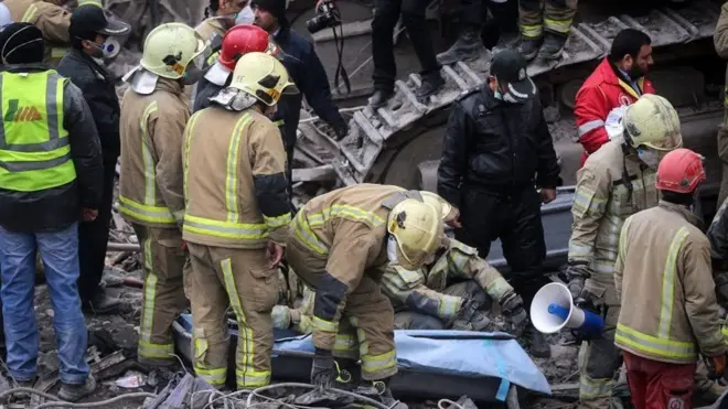 در نهمین روز حادثه پلاسکو بیش از ۹۰ درصد آواربرداری انجام شده است