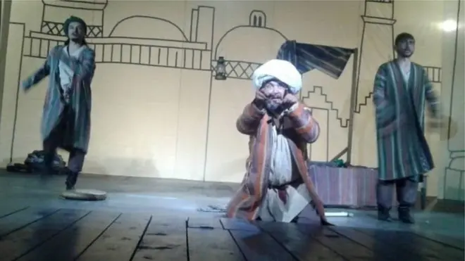 چارواکي وايي، د دغه کمپاین هدف له ګاونډي افغانستانه د سخت دریځۍ ورتګ مخنیوی دی.