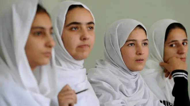 قرار است در کنکور پیش‌روی افغانستان بیش از دوصد هزار داوطلب اشتراک کنند