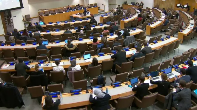 Mu nama yo kuwa gatatu yigaga ku birebana n'uburenganzira bwa muntu mu bihugu binyuranye ku isi