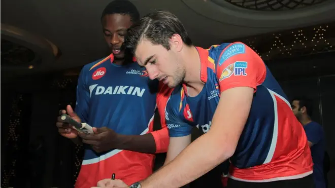 कागिसो रबाडा, पॅट कमिन्स