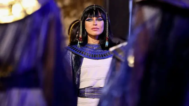 رژه تاریخی پادشاهان مصر باستان در خیابان‌های قاهره