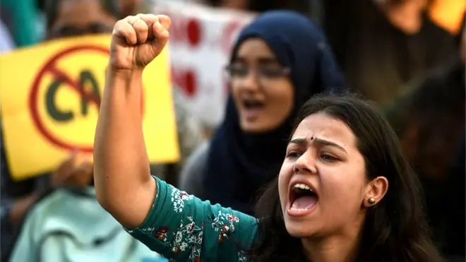 महिला प्रदर्शनकारी