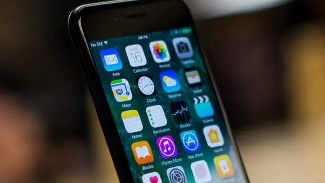 Экран айфона