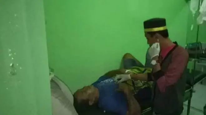 Sekitar 154 penumpang berhasil dievakuasi dari KM Mutiara Sentosa I.