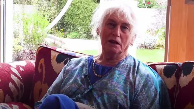 Рут Роуз зробила операцію зі зміни статі у 81 рік