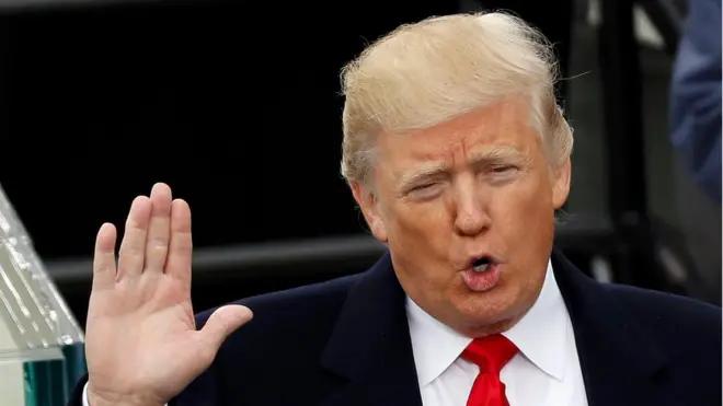 Donald Trump se juramentó como presidente de Estados Unidos este viernes.